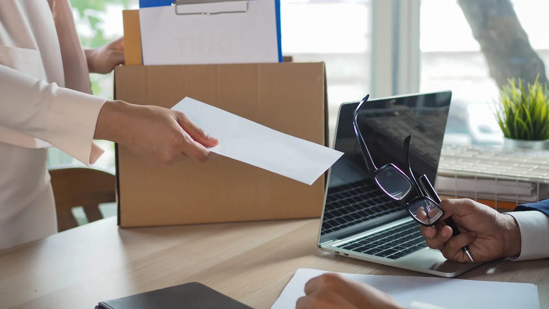 Creating Dynamic, Data-Driven Documents at Scale with Artificio