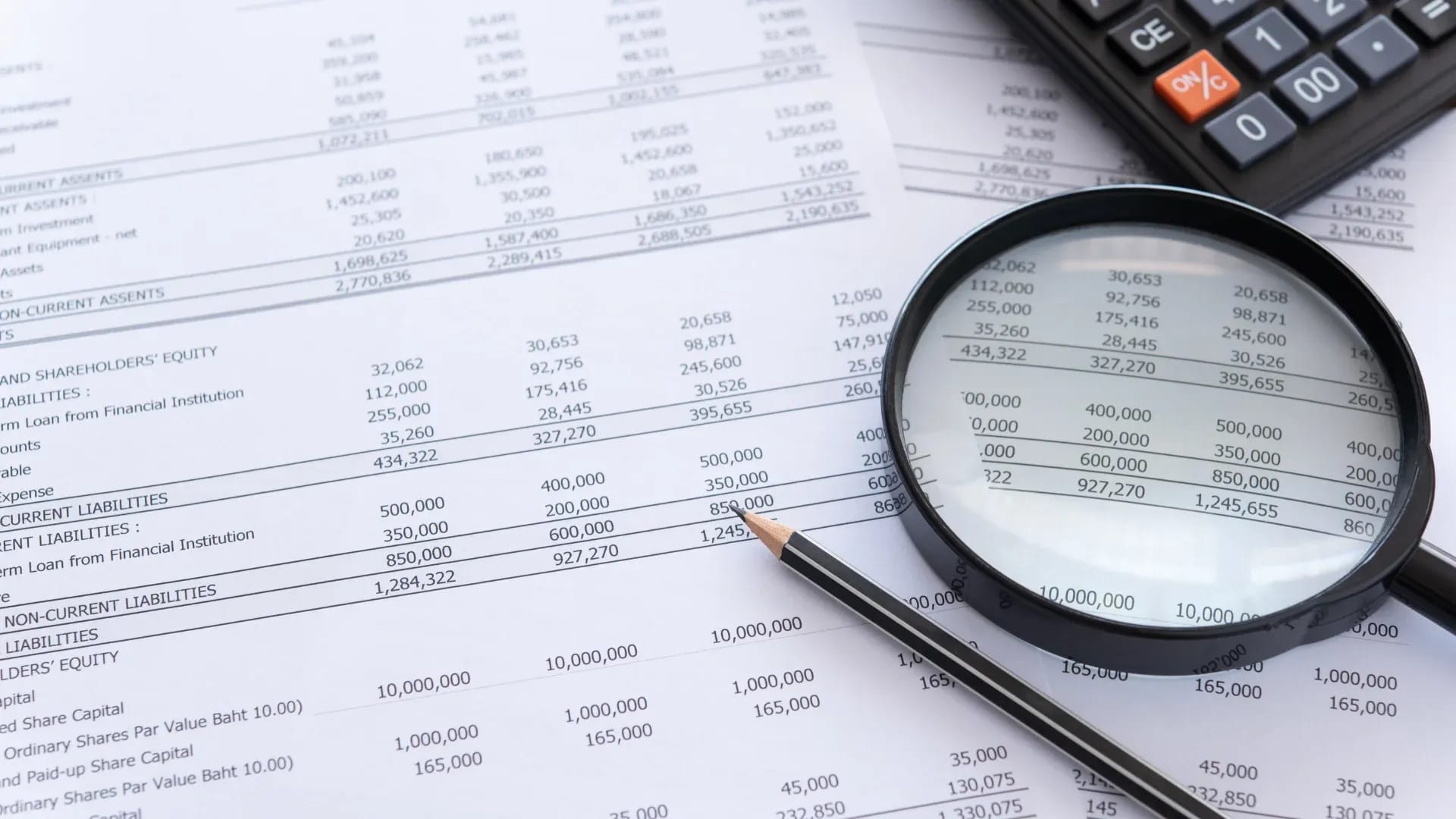 Quantum Phenomena in Key Pair Extraction
